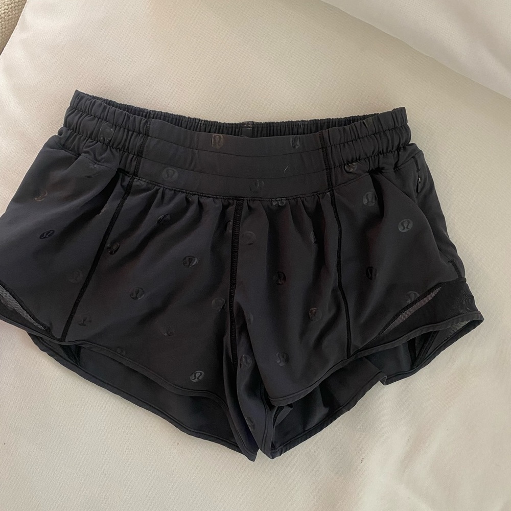 lululemon athletica Black Women's Hotty Hot 2” shorts with Subtle Logo
